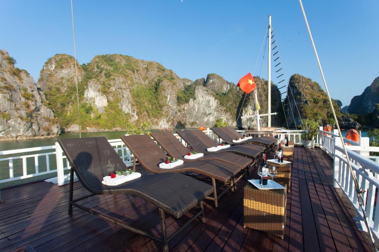 Hotel Golden Star Cruise Nan Giang Exteriér fotografie