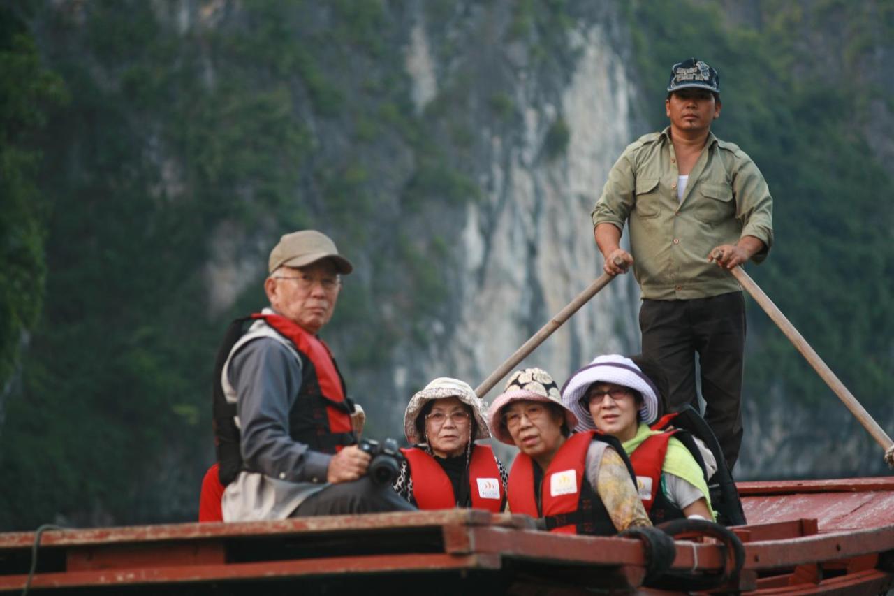Hotel Golden Star Cruise Nan Giang Exteriér fotografie